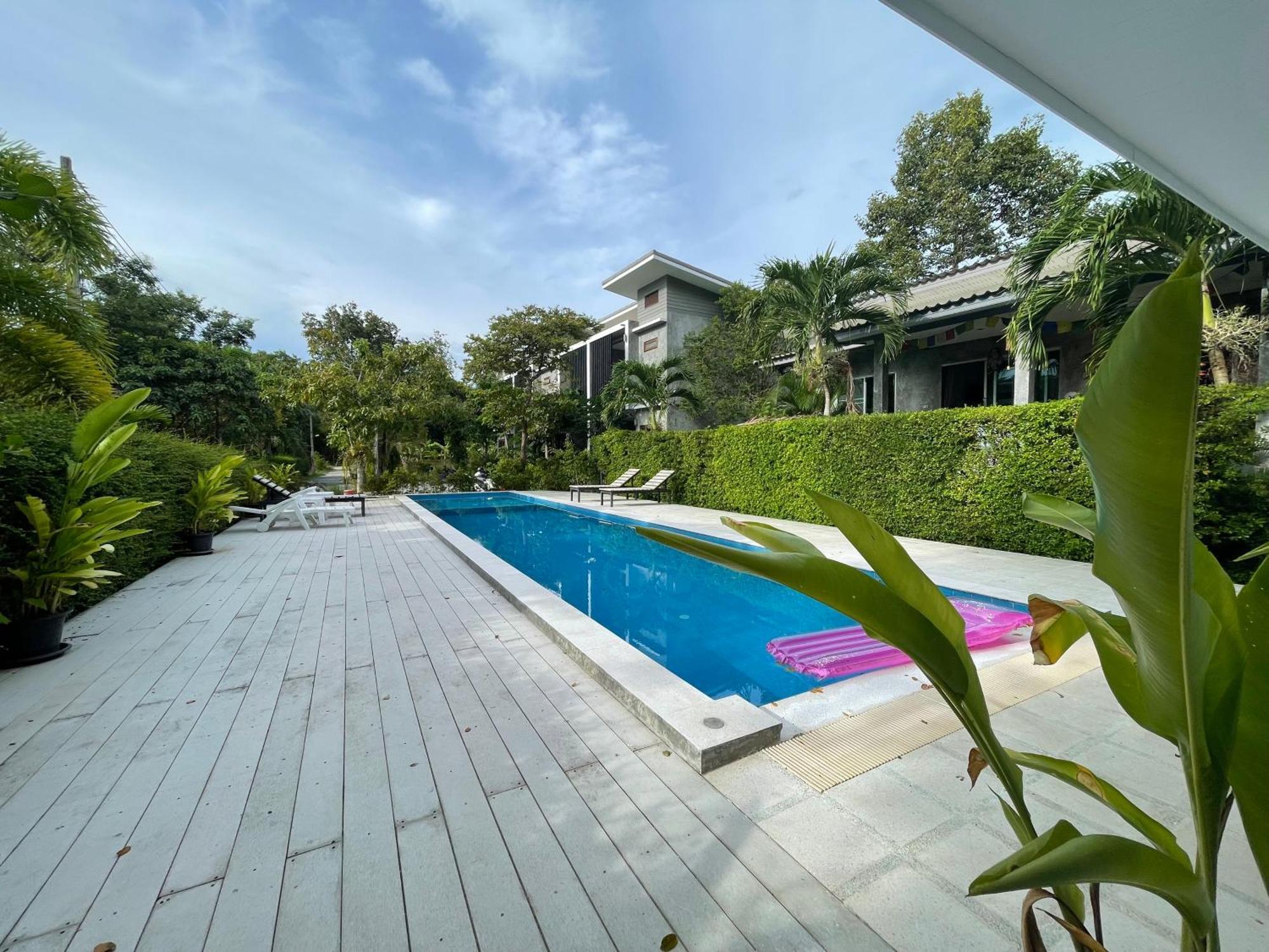 The Zohan Resort & Travel Agency Wok Tum Экстерьер фото