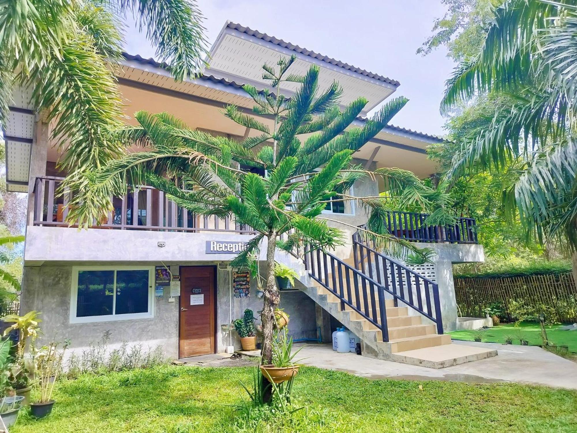 The Zohan Resort & Travel Agency Wok Tum Экстерьер фото