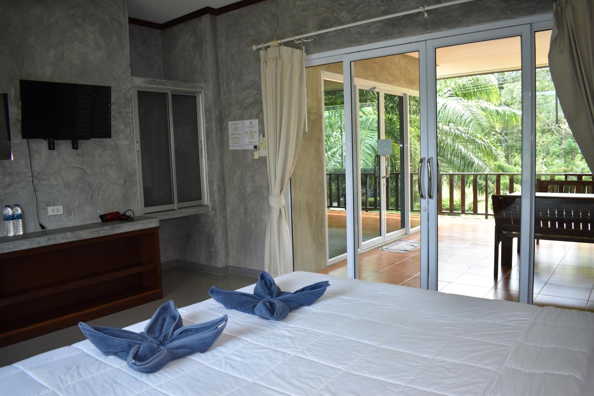 The Zohan Resort & Travel Agency Wok Tum Экстерьер фото