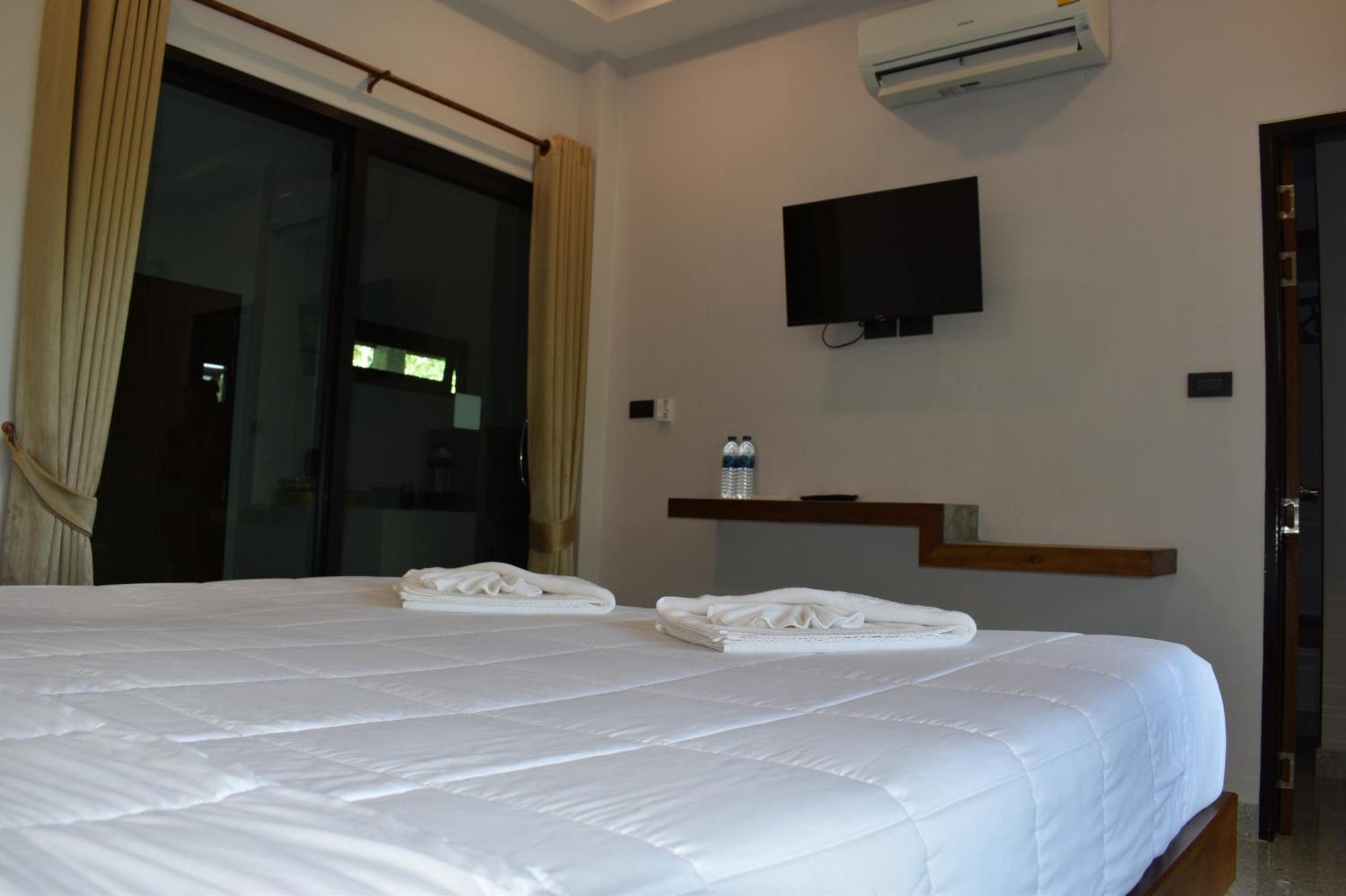 The Zohan Resort & Travel Agency Wok Tum Экстерьер фото